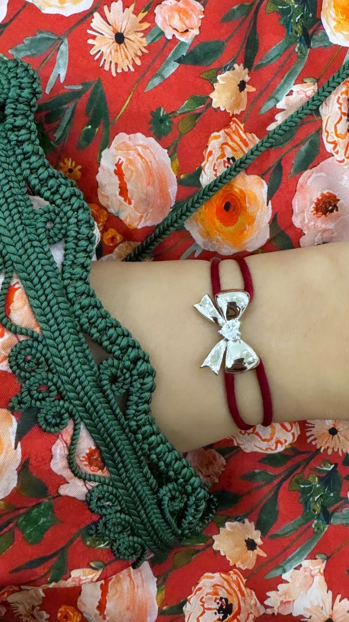 Bow Bracelet in Different Colors